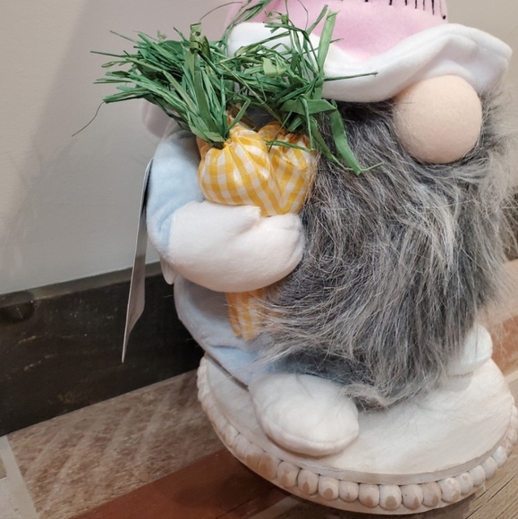 Hello Spring Rae Dunn Gnome-NWT - Picture 3 of 5